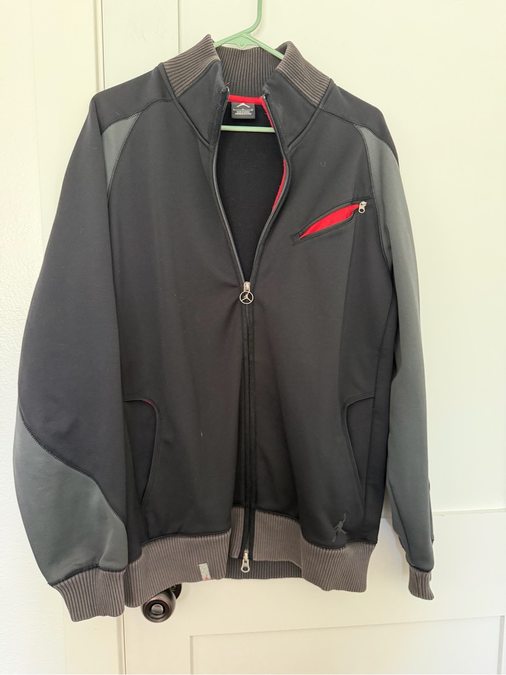 Jordan Men's Black & Gray Full-Zip Jacket with Red Accent